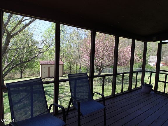 3rd image of 259 Jemma Dr
