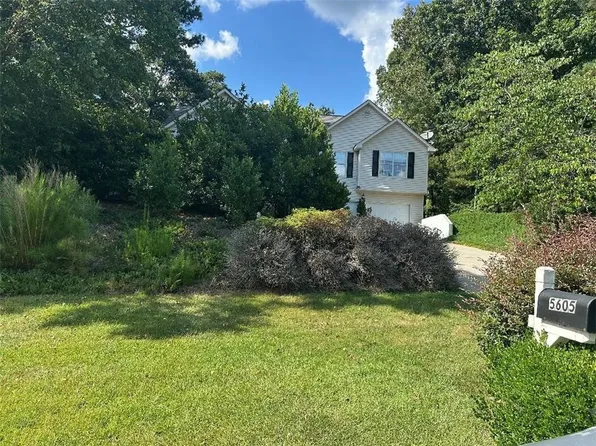 5605 Shadewater Dr, Cumming, GA 30041