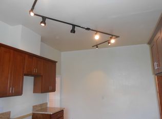 724 34th St, Oakland, CA 94609