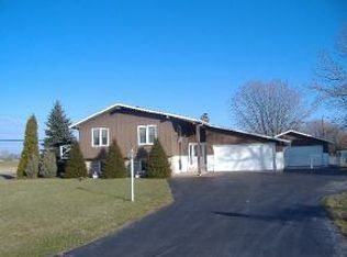 3698 Vinland Rd, Oshkosh, WI 54901