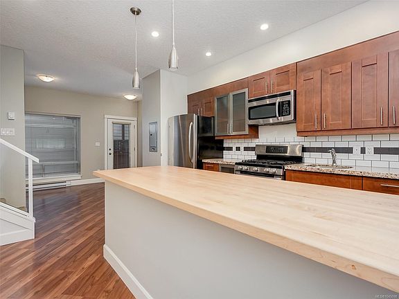 5th image of 785 Station Ave #201