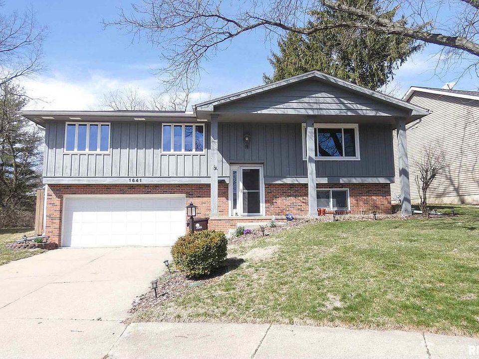 1st image of 1641 W Devereux Dr