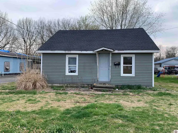904 Backusburg Rd, Mayfield, KY 42066