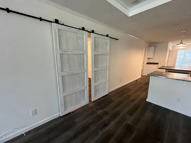 10 Coachlight Ct #63 — Photo 12