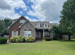 2627 Isaiah Dr, Murfreesboro, TN 37130