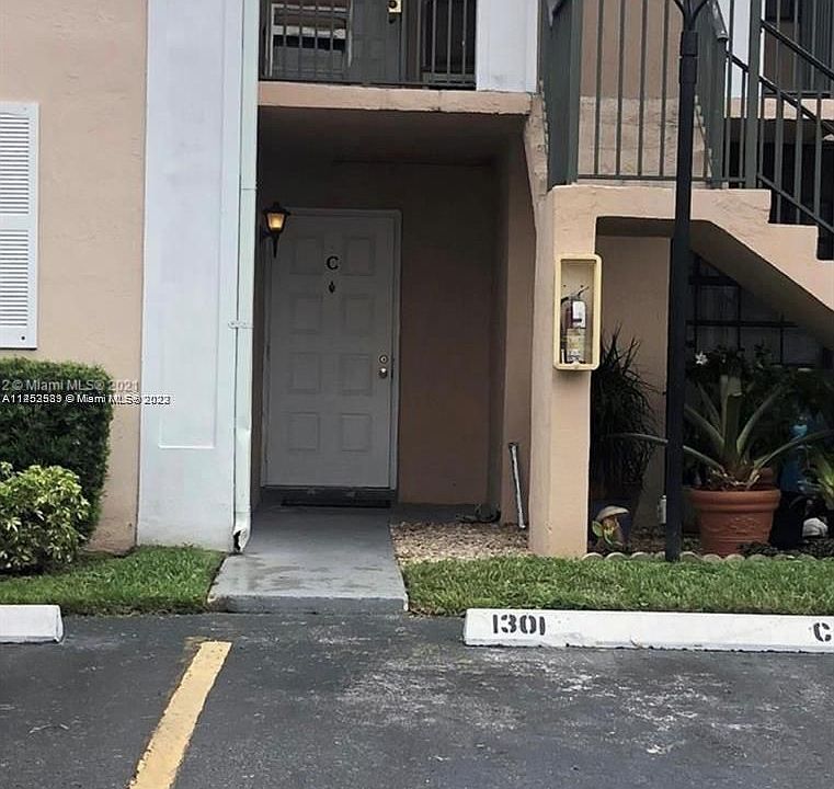 1st image of 1301 S Franklin Ave #1301C