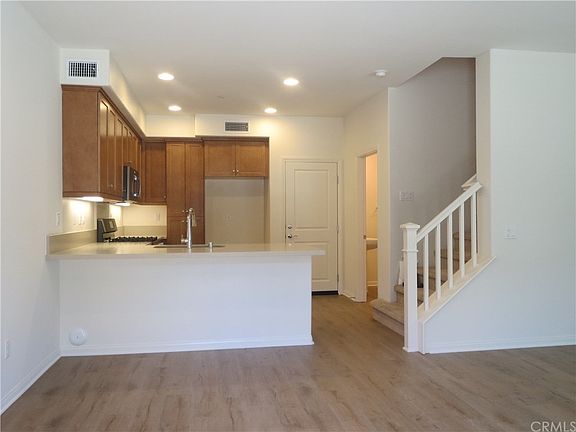 2nd image of 319 N Fenimore Ave