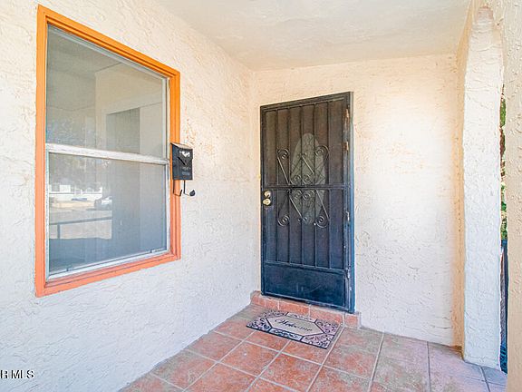 2nd image of 4008 Hueco Ave