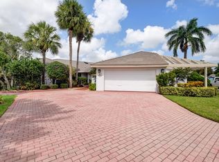 20394 Linksview Dr, Boca Raton, FL 33434