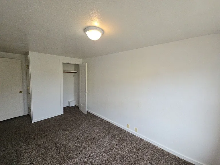 626 O St — Photo 8