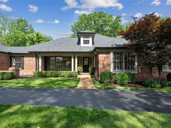 645 Pine Rise Dr, Chesterfield, MO 63017