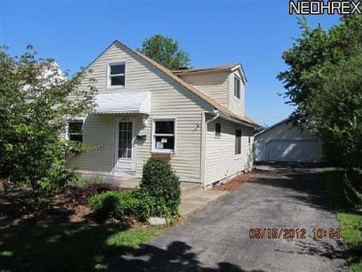 1st image of 2910 Grantwood Dr