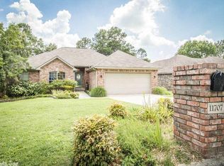 11707 Shady Ridge Dr, Little Rock, AR 72211