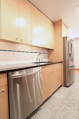 5th image of 510 Broome St APT 4E