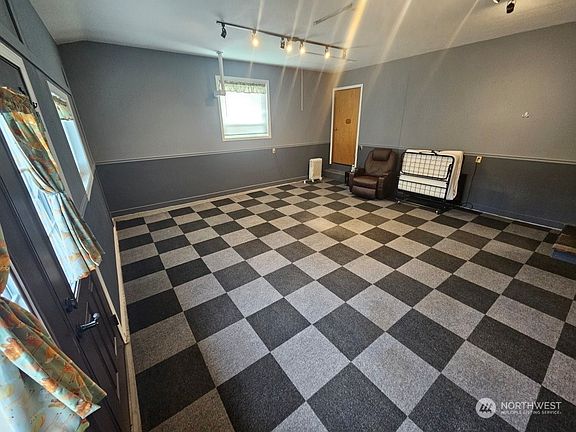 5th image of 35409 J Place