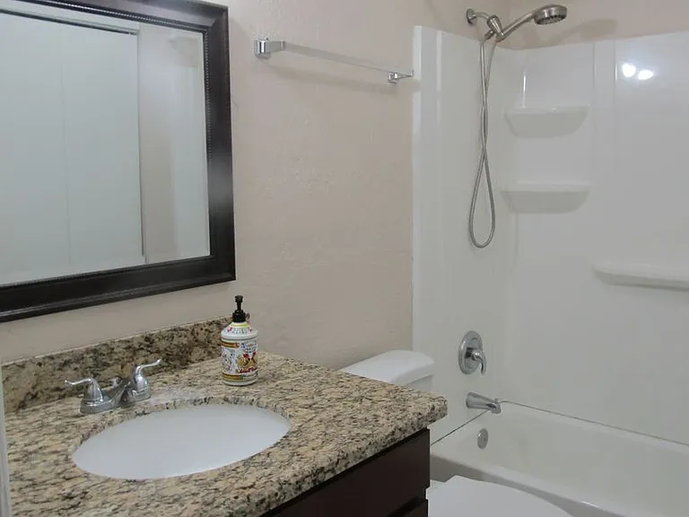 828 S Hacienda Dr #A — Photo 8
