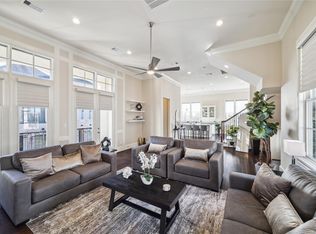 9455 Fannin St, Houston, TX 77045