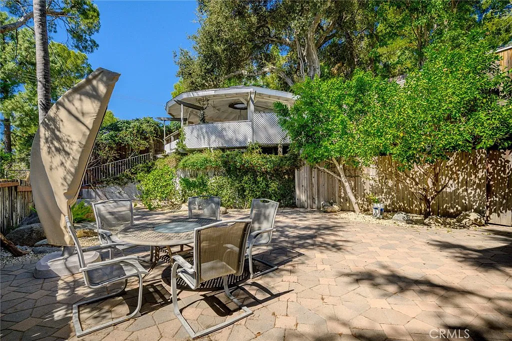 3 bed, 2200 sqft, $5,300 — Photo 4