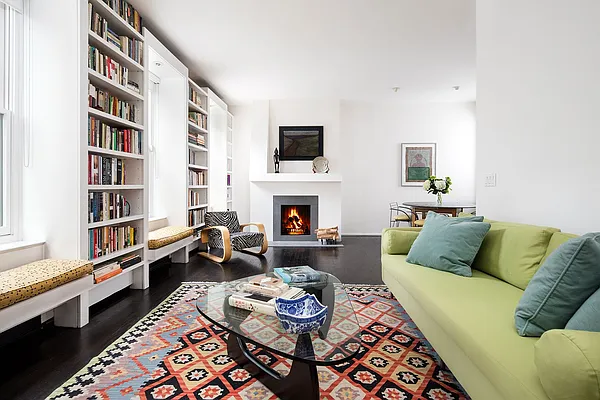 Sold by Compass | media 1