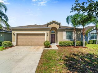 912 Meadow Glade Dr, Ruskin, FL 33570