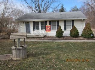 26501 Martindale Rd, South Lyon, MI 48178