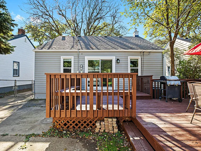 3420 Ravena Ave — Photo 28