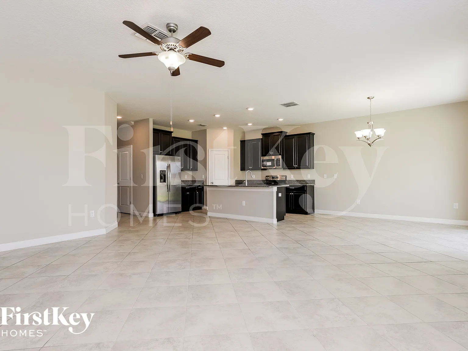 4 bed, 2.5 bath, 2775 sqft, $2,765 — Photo 2