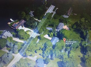 974 Thornapple River Dr SE, Ada, MI 49301