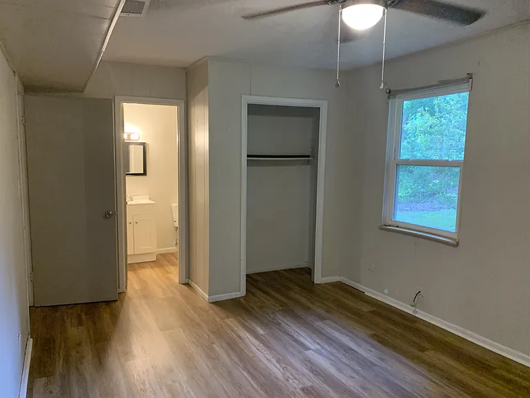 2043 Wynwood Dr NW #4 — Photo 6