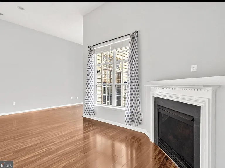 9782 Corbett Pl — Photo 31
