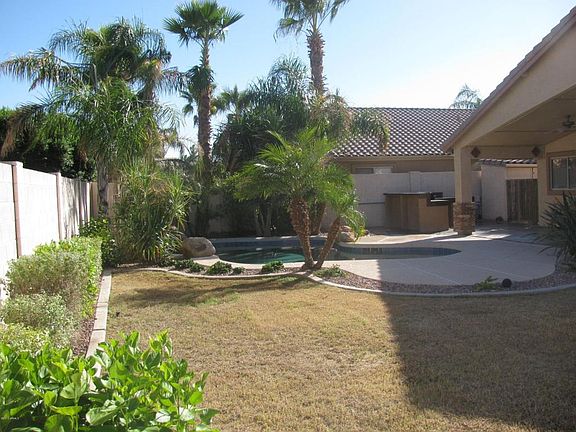 3rd image of 20399 N 74th Ln