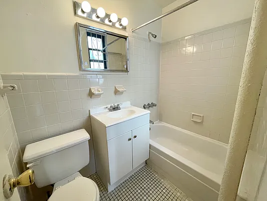 Rented by Compass | media 8