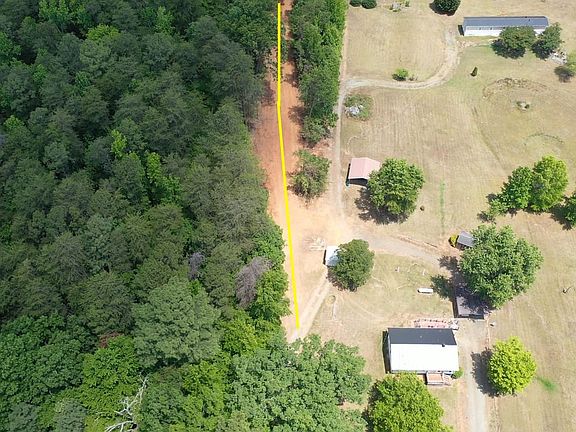 5th image of 1504 White Dr