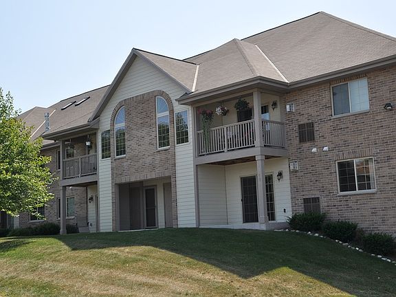 3rd image of 1401 Garay Ln