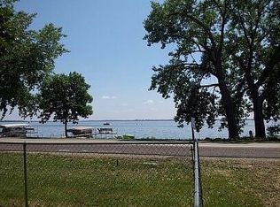 10575 240th Ave, Spirit Lake, IA 51360
