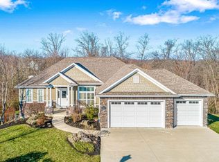 5007 Brookthorn Ct, Columbia, MO 65203
