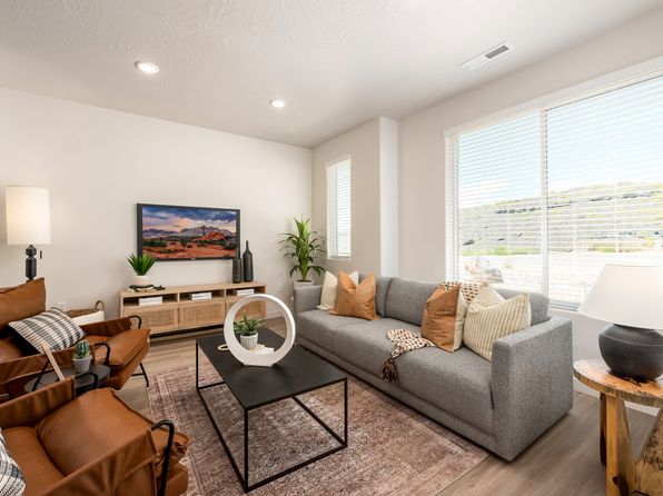 Black Ridge Townhomes | 940 S Capaldi Dr, Saint George, UT