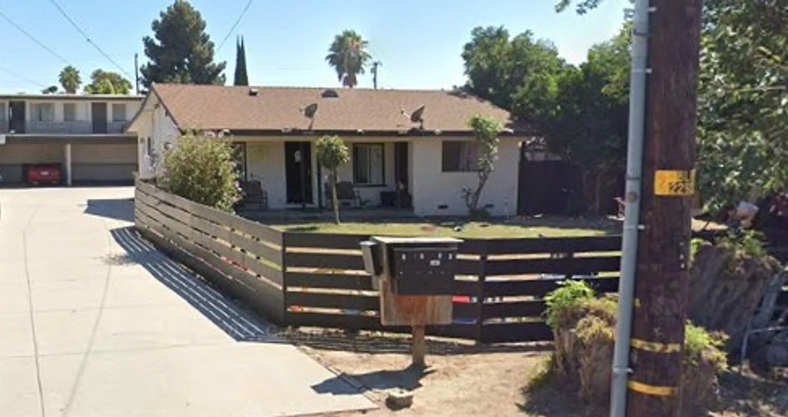 Ferris LLC — Photo 1