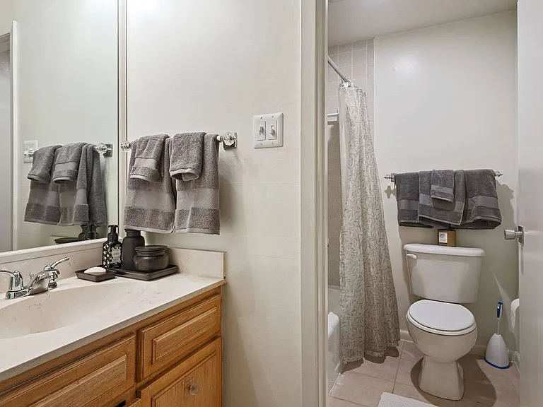 3102 Eisenhauer Rd #A1 — Photo 15