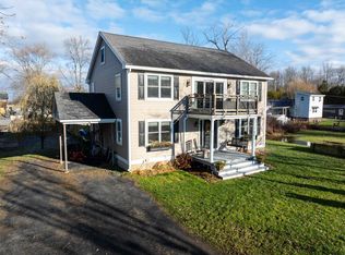 9 Cedar Street, South Hero, VT 05486