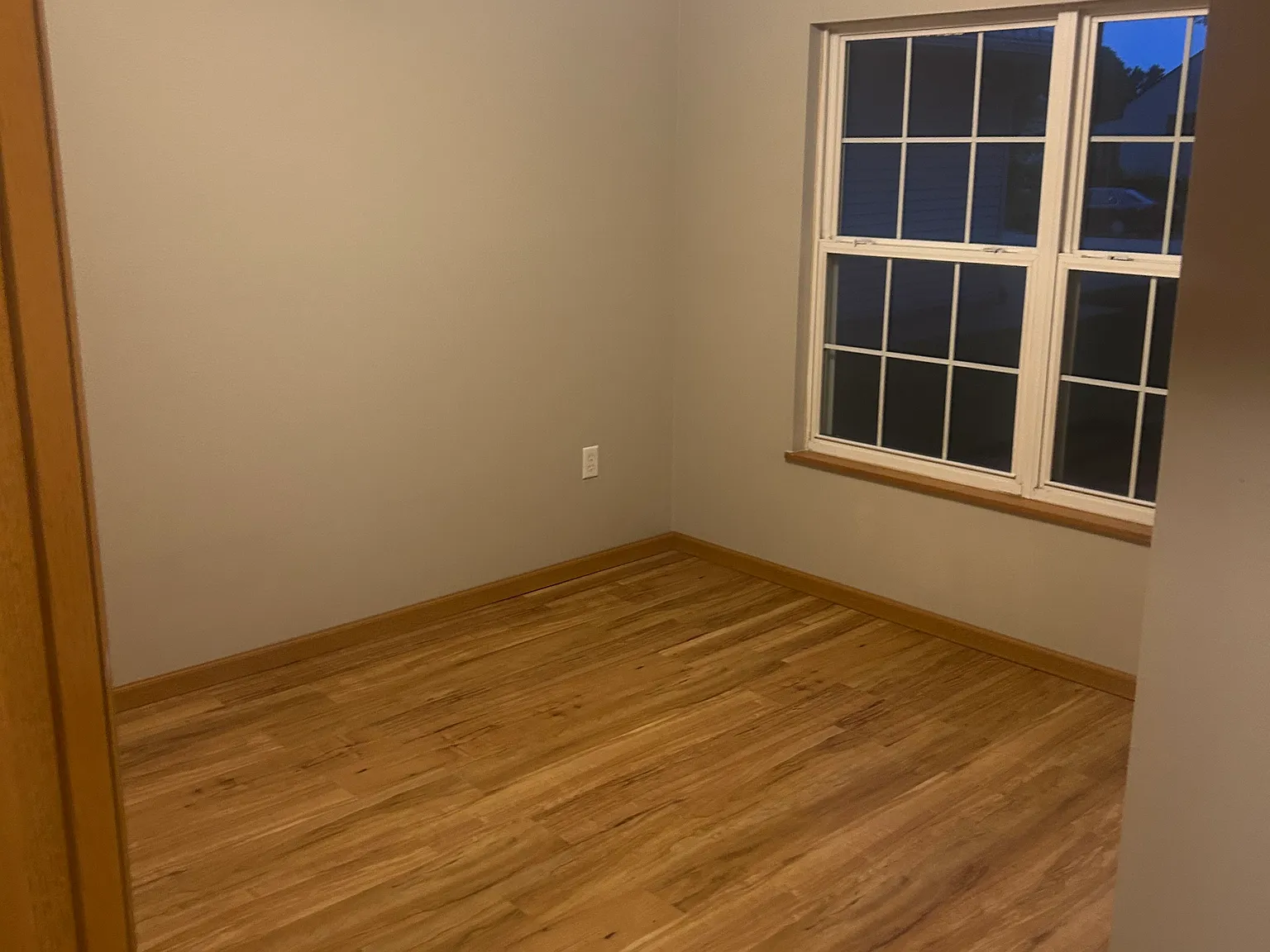 2 bed, 900 sqft, $750 — Photo 3