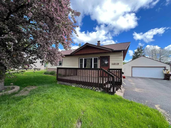 1619 Merryview Ln, Hibbing, MN 55746