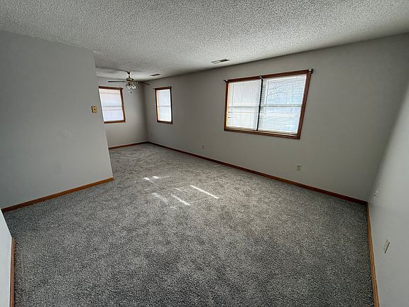5th image of 312 N Ridgeview Dr #312