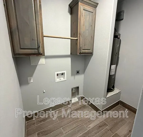 910 Fuller Ave #A — Photo 4
