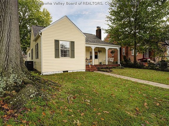 2nd image of 724 Holley St