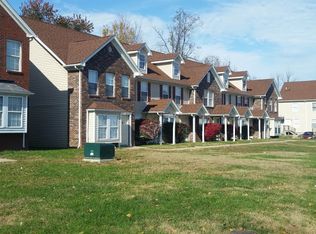 5514 Yucca Ln, Louisville, KY 40258