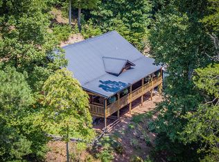 7095 Stanley Valley Rd, Gate City, VA 24251