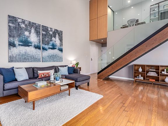 4th image of 1339 N Columbus Ave Unit 321