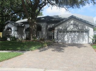 4411 Round Lake Ct, Tampa, FL 33618