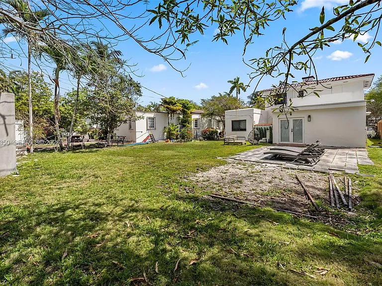 3420 Sheridan Ave — Photo 8